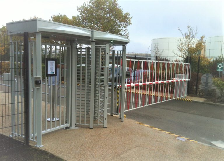 veiligheids draaitrommels ofwel hoge Tourniquet en looppoort
